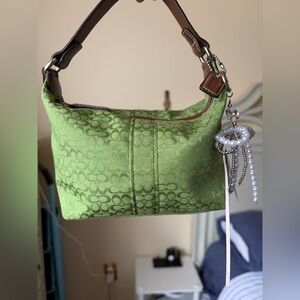 💚 Coach Leaf Green Canvas SOHO Mini Signature Top Handle Bag 💚